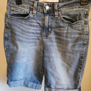Signature Levis Strauss Mid Rise Bermuda Shorts